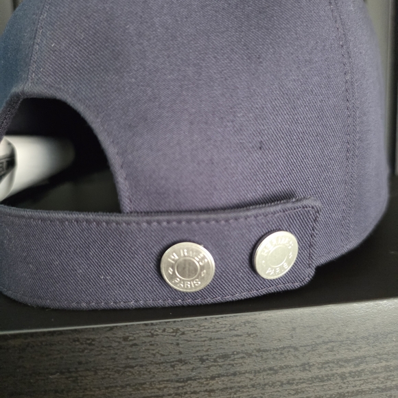 HERMES RILEY H DROIT CAP - Picture 3 of 8